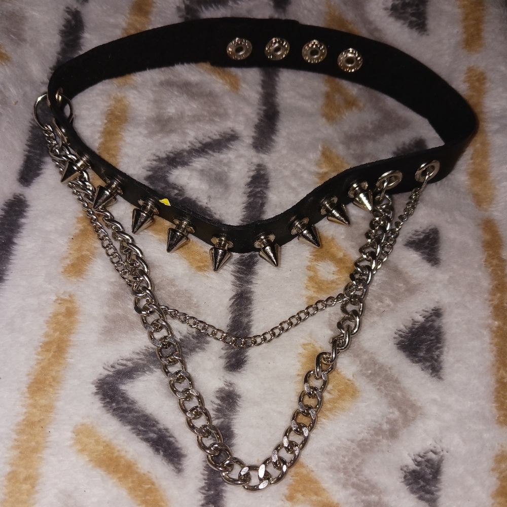 Spencer's Silver and Black Belt with Chain Detailing